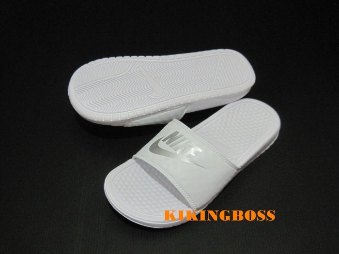 【喬治城】NIKE WMNS BENASSI 運動拖鞋 菱格 輕量 白色 343881-102