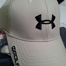 UNDER ARMOUR高爾夫球帽全新品 原厰正品，頭圍最大58公分大頭也戴的下,卡其色系.精細做工純刺繡MARK、半價出售,