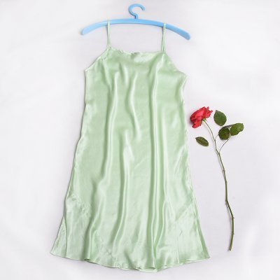 全新拼接特價100%桑蠶絲真絲連身襯裙吊帶內衣吊帶連身裙-淺綠色--A系列