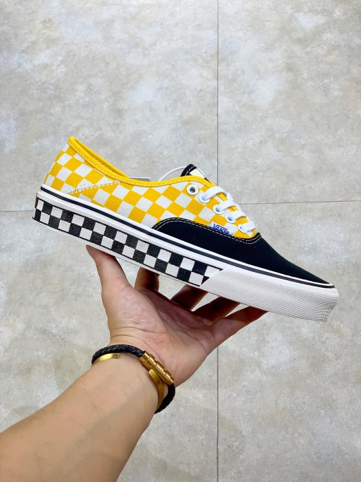 Vans 範斯SURF CHECK AUTHENTIC黃黑拼色棋盤格子帆布情侶鞋MU6U6T 帆布鞋 懶人鞋—Nice me耐覓潮裝館