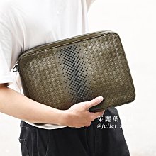 【茱麗葉精品】全新精品 BOTTEGA VENETA 專櫃商品 508692 鉚釘編織手拿電腦包.黑綠 現貨