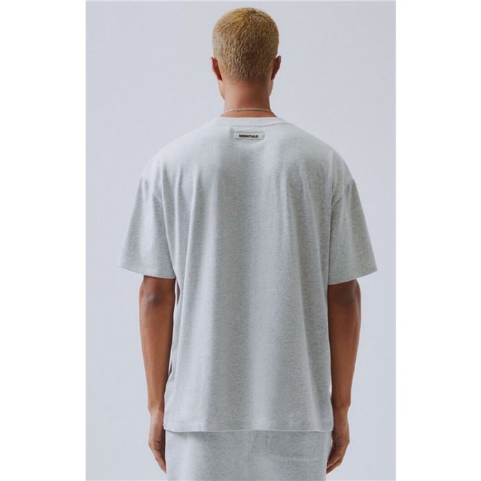 FEAR OF GOD FOG ESSENTIALS TEE 反光LOGO 短袖短T 男女4色| Yahoo奇摩拍賣