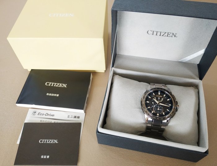 【日本原裝 中古美品 已售出~】日本 星辰錶 CITIZEN AT9024-58E 旗艦款 鈦金屬 全球5局世界時間 光動能電波錶