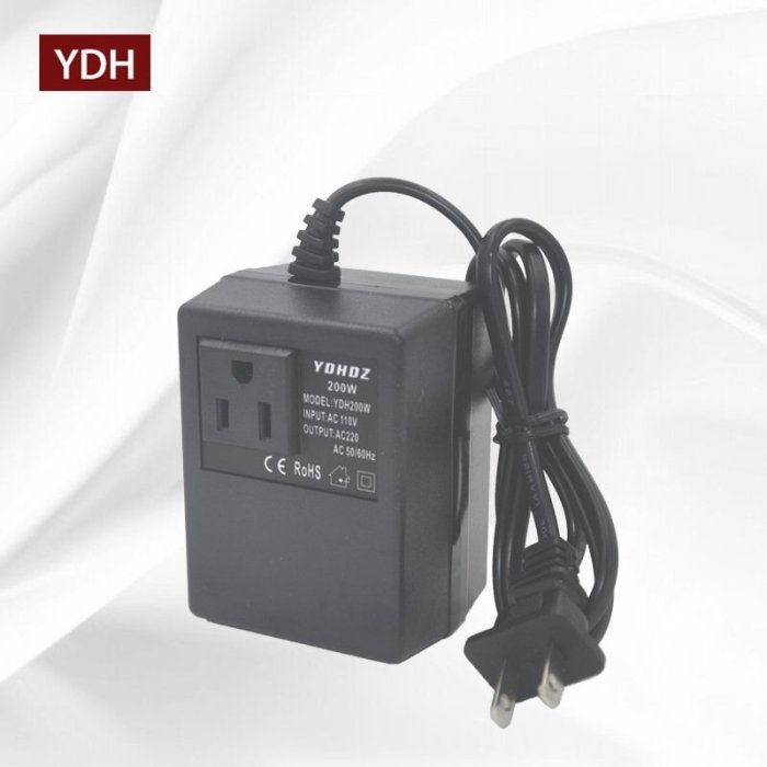 【熱賣精選】遠東航200W220V轉110V電壓的歐標變壓器110V轉220V美標電源轉換器