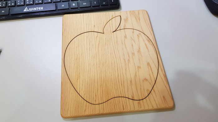 安安台灣檜木--台灣檜木滑鼠板/滑鼠墊- 蘋果整塊板