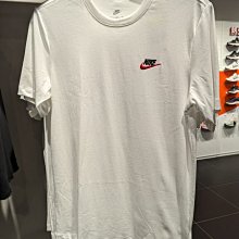 南🔥2023 6月 NIKE Sportswear Club 短袖上衣 短T 刺繡 基本款 男 白AR4999-100