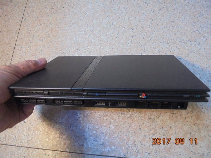 PS2主機改機直讀+原廠震動手把x2+8M記憶卡+線材 改機不挑片 直購價3000元 桃園《蝦米小鋪》