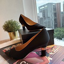 Chanel 金色雙c logo 高跟鞋 $2xxxx 全配 附鞋盒 size 39 現貨