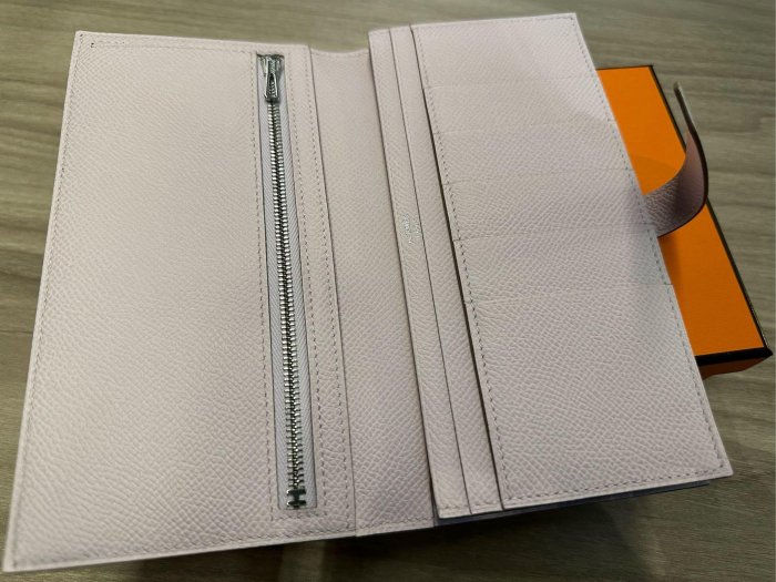 全新品 愛馬仕全配 美國購買證明 Hermes bearn wallet 超美Bearn 實用經典 粉色 夢幻紫 新色 女款 長夾 薄款皮夾 現貨