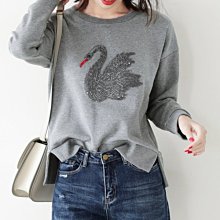 歐美 新款 精緻刺繡 手工亮片黑鑽釘珠天鵝 寬鬆顯瘦遮肉 圓領純棉T恤上衣 三色 (L884)