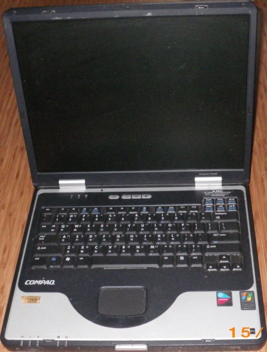 Compaq Presario V1000  筆電殺肉機