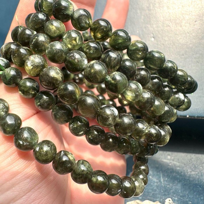 僅此一波- 橄欖綠 綠祖母晶 黃金雲母【6/7mm+】(單圈)圓珠ღ手珠手鍊DIY串珠隔珠項鍊• 點點水晶