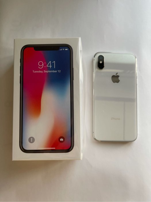 APPLE IPHONE X64G銀盒裝九成新| Yahoo奇摩拍賣