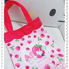 ♥小花花日本精品♥Hello Kitty 提袋小提袋購物袋便當袋站姿抱草莓點點小花朵滿版圖粉色 42160205