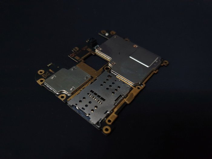 ☘綠盒子手機零件☘華碩 zenfone3  z017d ze550kl 原廠主機板 32G 已恢復原廠設定 保固3個月
