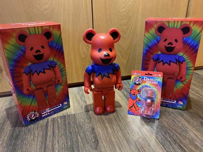 收藏釋出BE@RBRICK Grateful Dead Dancing Bears 100% & 400