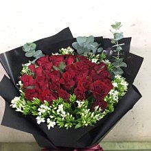 33朵紅玫瑰花束 信義區花店