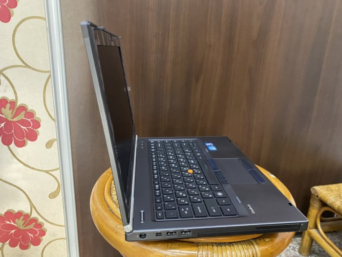 ^^華津電腦^^HP 8460W 14吋 i7筆記型電腦 i7-2620M，4G，640G 岡山可自取