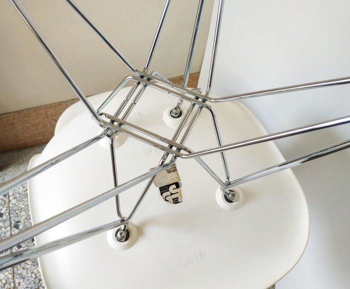 【原裝現貨 中古美品】 瑞士 Vitra Eames DSR 貝殼椅 蛋殼椅 經典百大名椅 Herman Miller