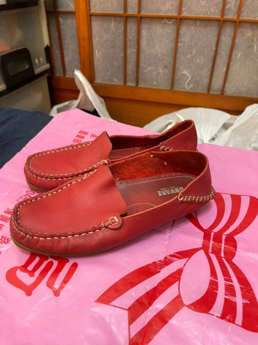 「 二手鞋 」 ORWARE 女版皮革休閒鞋 5號（紅）50