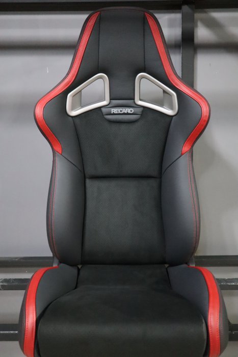 全新進口RECARO SPX AVANT CL210牛皮麂皮椅面/卡夢椅背/電動椅背調整最高階可調賽車椅