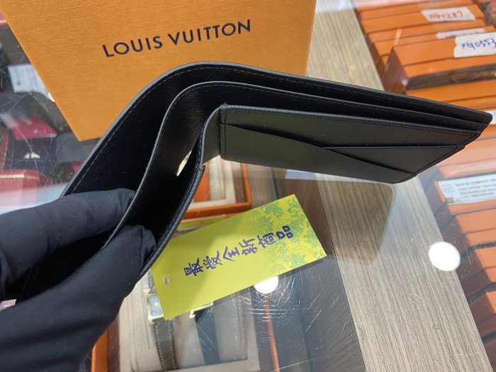 ☆最愛二手精品☆ LOUIS VUITTON LV 全新黑灰色原花字紋對開內交叉短夾皮夾 M61695 XG7875