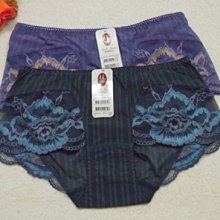 【曼黛瑪璉】~蕾絲繡花內褲【F62039-3】~M~紫,湛藍~絲質褲