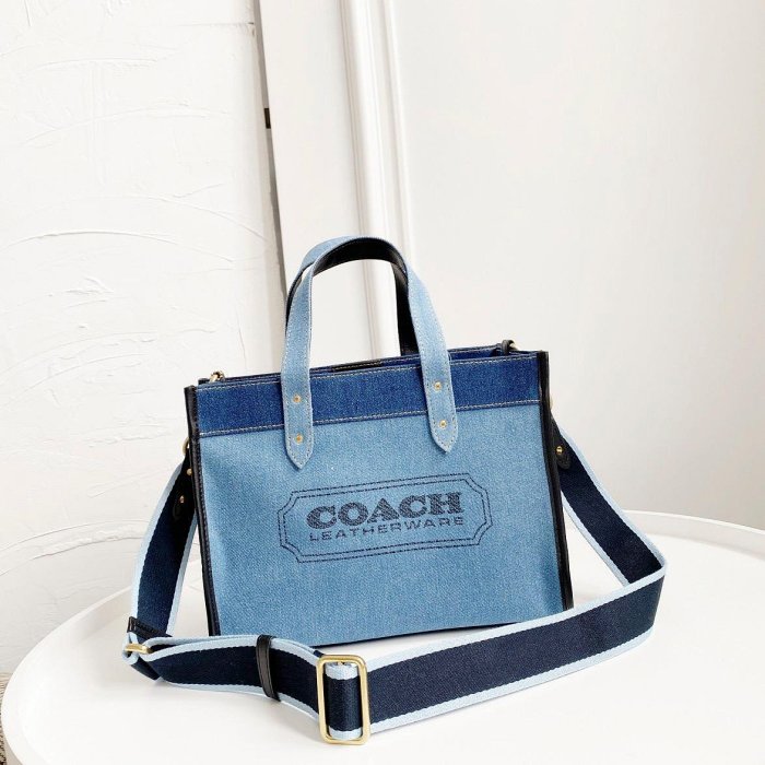 空姐Outlet代購 Coach 89163 新款Field30拼色牛仔帆布托特包 子母包 斜背包 手提包 容量大 附購證