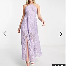 (嫻嫻屋) 英國ASOS-Miss Selfridge紫色蕾絲削肩領露美背透膚中長裙洋裝禮服EJ23