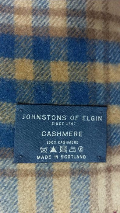 近新（男女均用）蘇格蘭製造 JOHNSTONS OF ELGIN 100% Cashmere 喀什米爾經典花呢格紋圍巾 Burberry THOM BROWNE