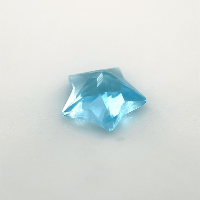 藍色天然拓帕石(Blue Topaz)裸石0.75ct [基隆克拉多色石Y拍]