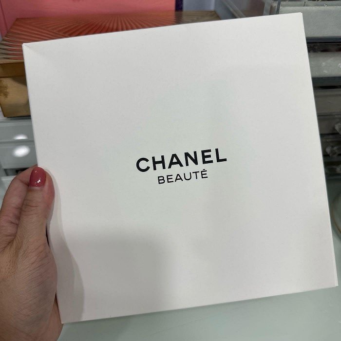 全新未使用Chanel香奈兒織布燙金LOGO 化妝包收納袋