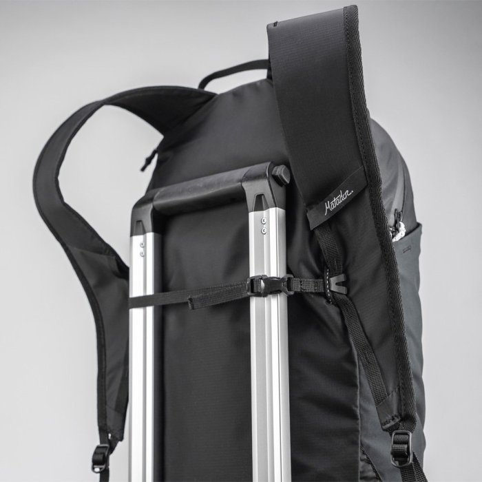 Matador ReFraction Packable Backpack16L輕量防水便攜折疊背包