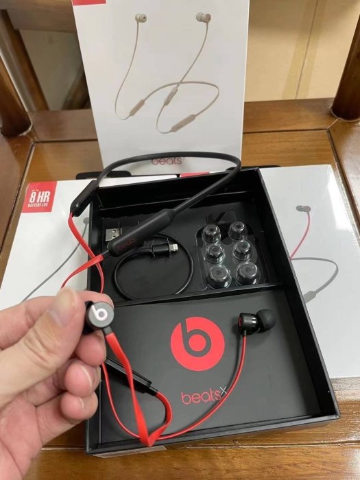 Beats Flex 無線入耳式耳機  Beats Flex 入耳式無線藍牙耳機 頸掛式藍芽耳機