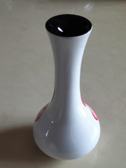 拍賣家當～日本漆器花瓶 週末小確幸之一