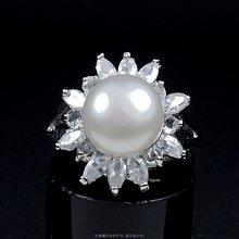 珍珠林~天然真珠戒~天然淡水珍珠馬眼鑽鑲嵌 (內徑18MM.國際戒圍14號) #038+1