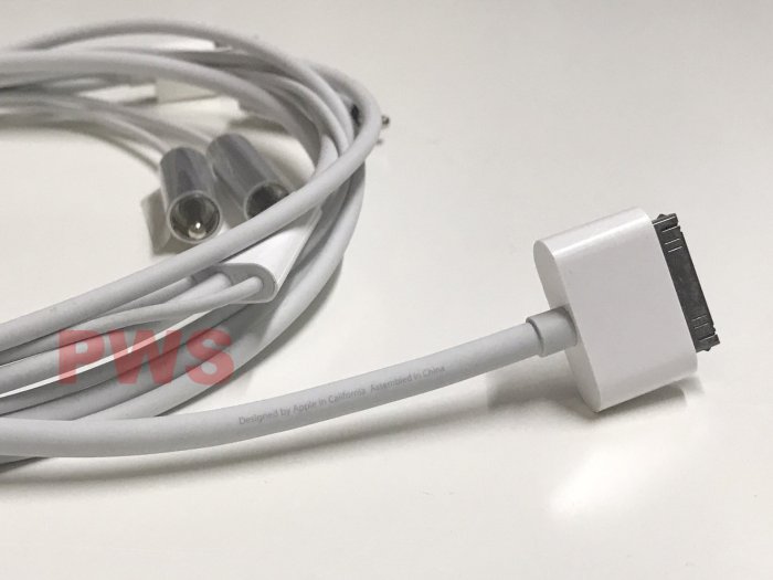 ☆【原廠 APPLE iPod Iphone4 ipad2 3 AV線 USB充電 TV電視線 轉接線 視頻輸出】☆