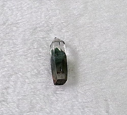 [Disk水晶][財源廣進]綠幽靈金字塔原礦晶柱雕墜JX-26(24x8x5mm 2g)