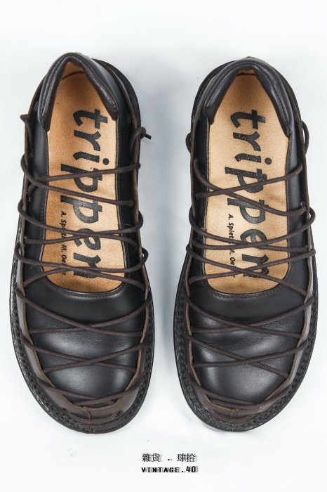 【古物箱】trippen 德國 蟑螂鞋 雙色 休閒鞋 95%新 近新品 (  德國製 公司貨 牛皮 真皮 二手 古著 )