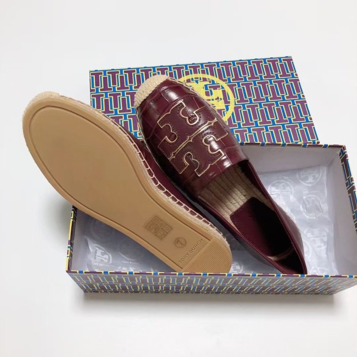 ╭☆包媽子店☆TORY BURCH INES  ESPADRILLE 真皮草編漁夫鞋~