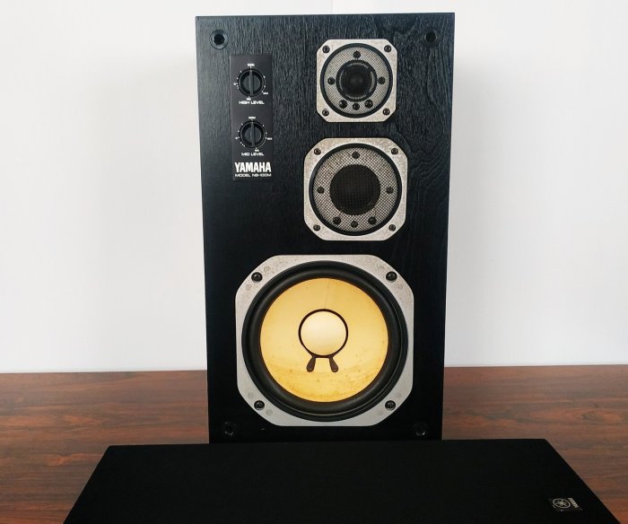 【日本原裝 中古良品】日本製 山葉 YAMAHA NS-100M 錄音室監聽喇叭 經典原音美聲 三音路書架型喇叭 音箱