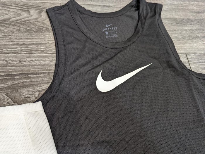 南◇2022 2月 NIKE DRY 大LOGO 運動背心 籃球衣 吊嘎 黑色 勾勾 BV9388-010 白色100