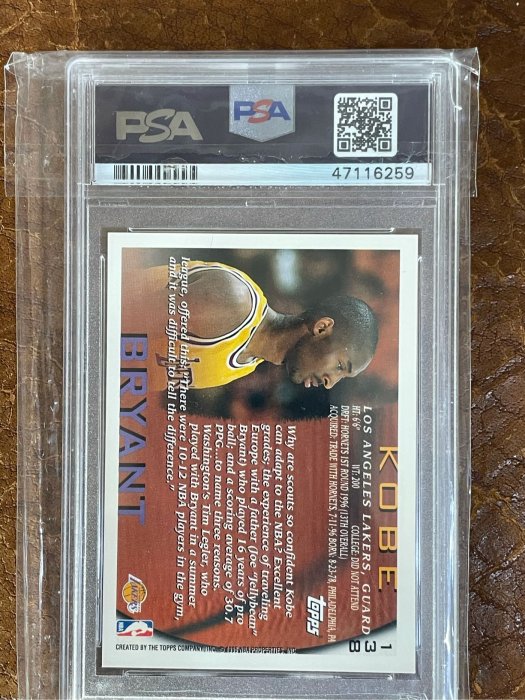 1996 TOPPS KOBE BRYANT #138 RC ROOKIE PSA9 (沒泛黃）可以重拼