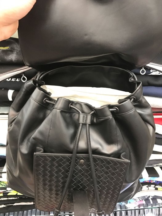 BV Bottega Veneta 黑色 皮革 真皮 編織 水桶 後背包 全新正品 男裝 歐洲精品