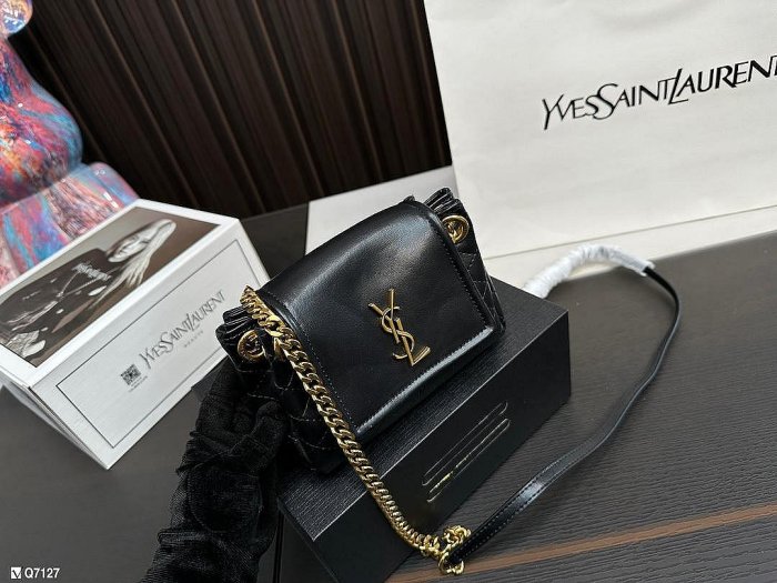 【二手】迷你  免稅店全套包裝 YSL nolita 包包 牛皮版本 前翻蓋