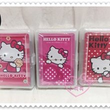 ♥小花花日本精品♥Hello Kitty 撲克牌紙牌兒童玩具安全玩具三種樣式隨機出貨台灣製 50014002