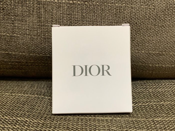 Dior( christian dior) 迪奧......專業時尚隨身鏡