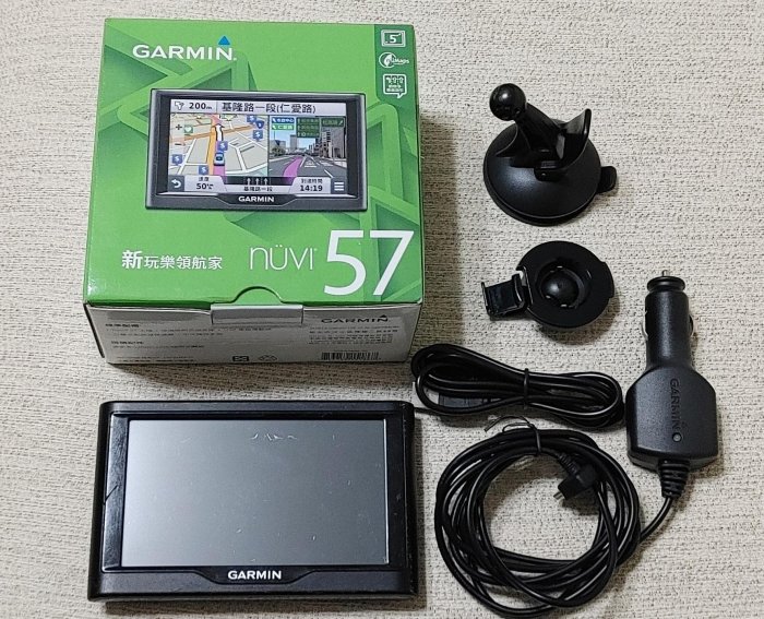 Garmin nuvi 57 GPS 衛星導航 有卡車模式 測速照相