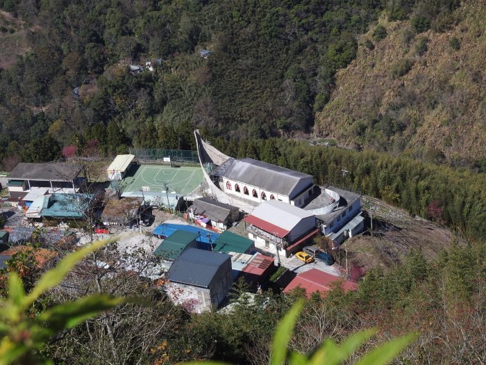 快樂自由行住宿  平日雙人房(一大床)住宿 桃園拉拉山 富仙境鄉村渡假旅館 含早餐