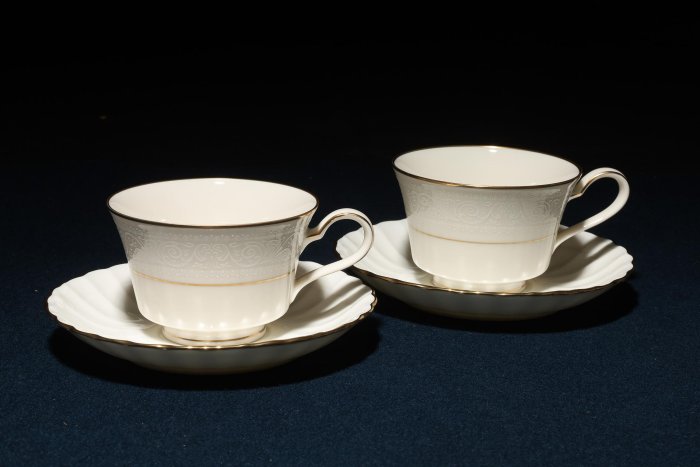 5/19結標 日本 名牌 NORITAKE 骨瓷 英式紅茶杯 咖啡杯 一對 B050602 -下午茶 紅茶杯 咖啡杯 咖啡廳 套盤 西點 烤盤 雪糕碗 甜品盤